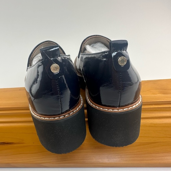 Naturalizar Sleek Black Loafers with Chunky Platform Sole - Picture 3 of 13